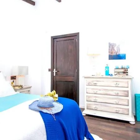House With 3 Bedrooms In Llucmajor, With Wonderful Sea View, Private Pool, Fu... * Llucmajor (Mallorca)