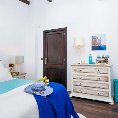 House With 3 Bedrooms In Llucmajor, With Wonderful Sea View, Private Pool, Fu...